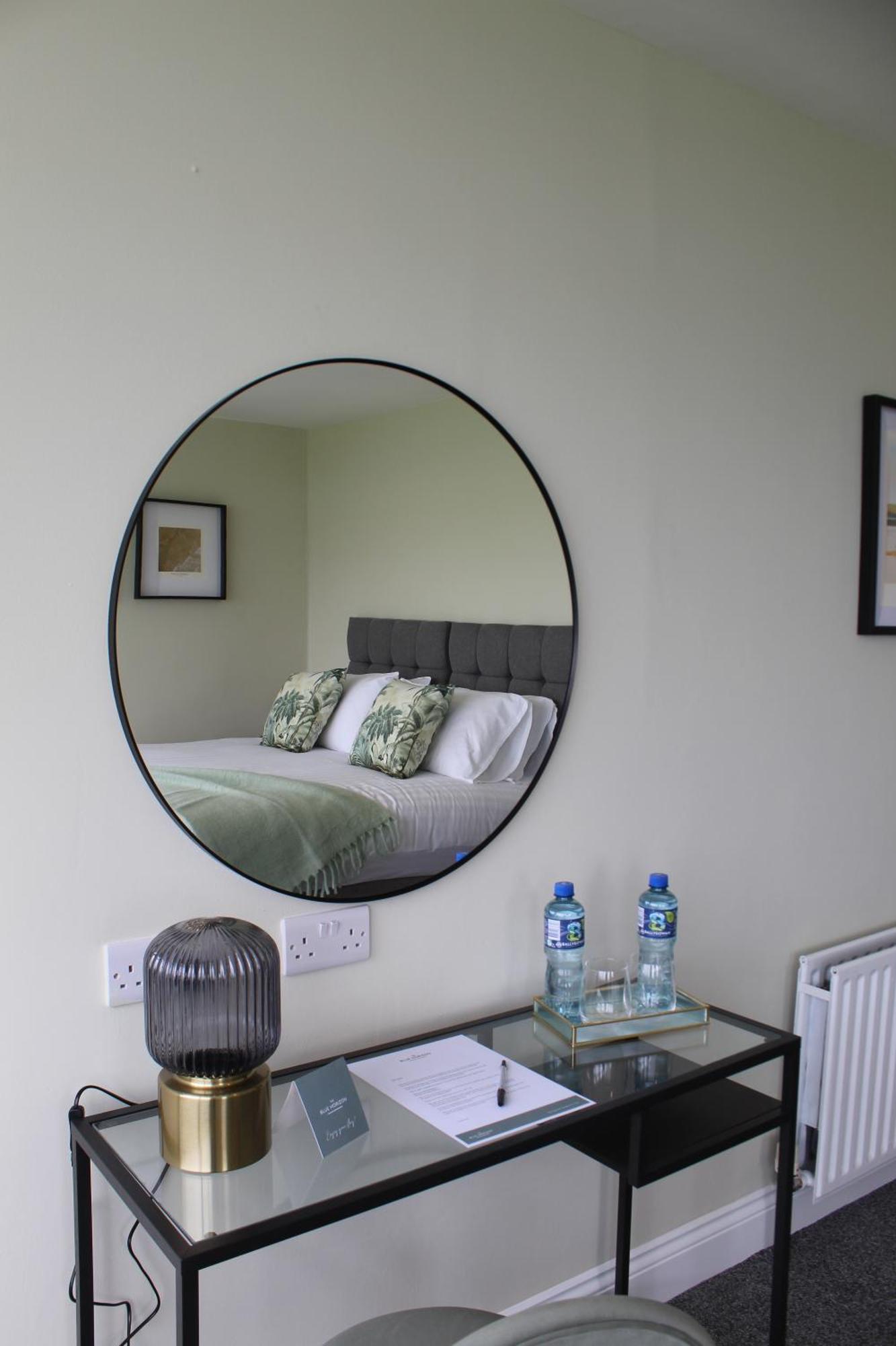Hotel The Blue Horizon à Laherne Hill Extérieur photo